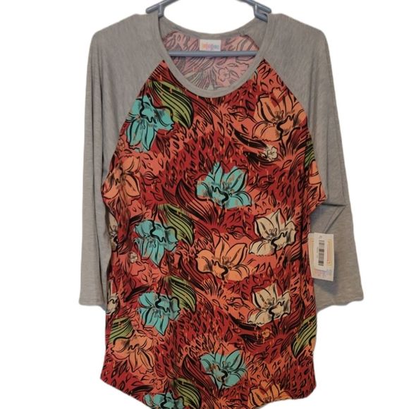 LuLaRoe Tops - 5/$25 Lularoe baseball Randy style T